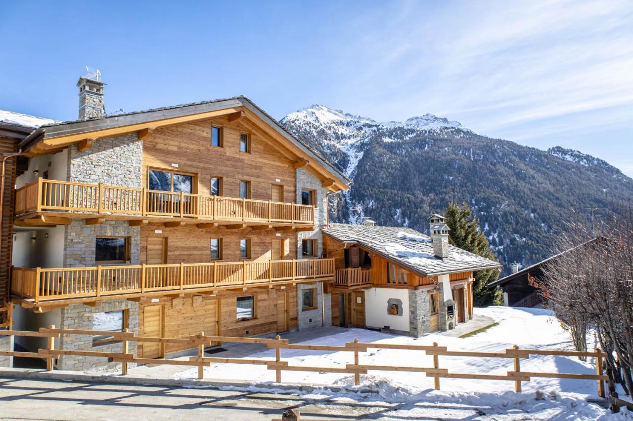Fleur Des Neiges & Spa - Adults Only Ayas Kültér fotó