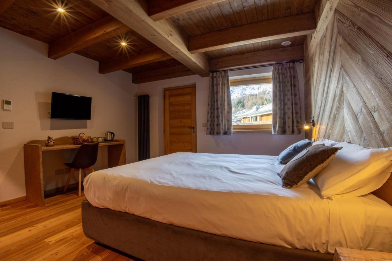 Fleur Des Neiges & Spa - Adults Only Ayas Kültér fotó